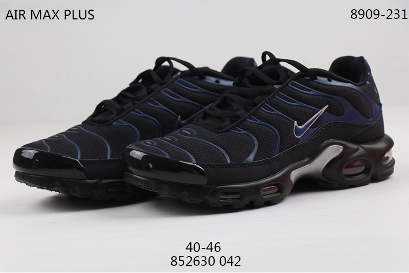 Men Nike Air Max PLUS All Black